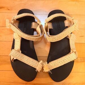Arizona Love Trekky Sandals Raffia Trimmed Velcro Flat Sandals Size 41